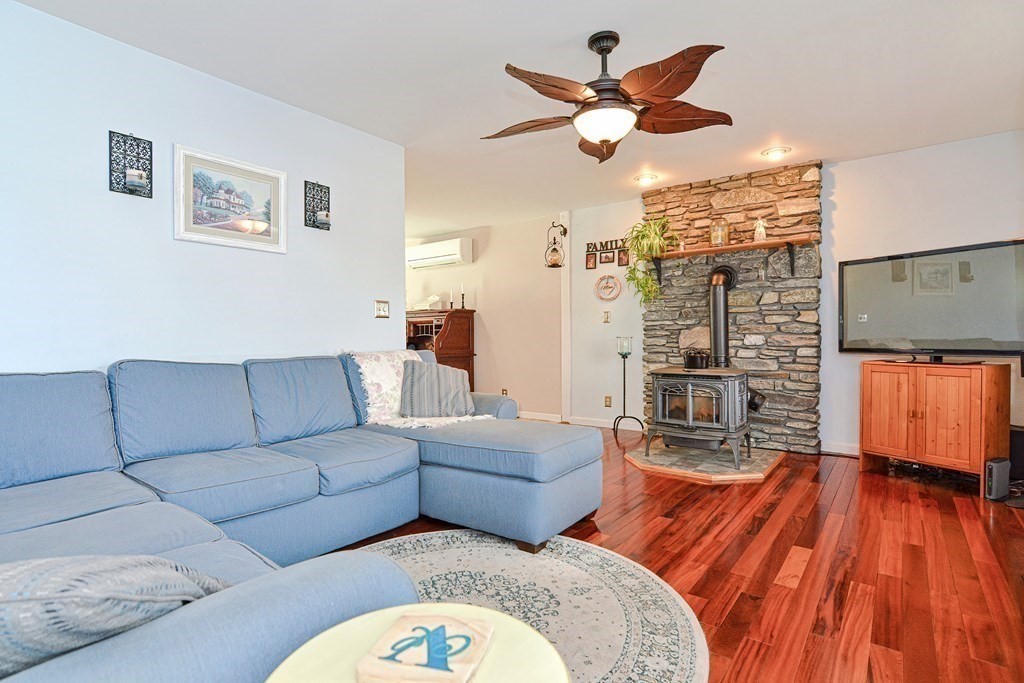 114 Turnpike Road Westminster, MA 01473 - Photo 6 of 23 Gallery Image 6