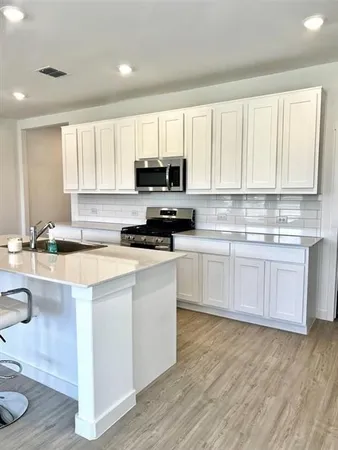 $2,295 | 1904 Adams Drive, Little Elm, TX 75068