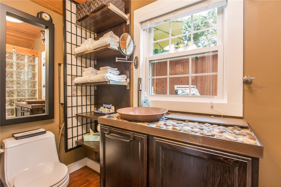 88 Old Post Road, Unit 4 Westerly, RI 02891 - Photo 11 of 21 Master Bathroom