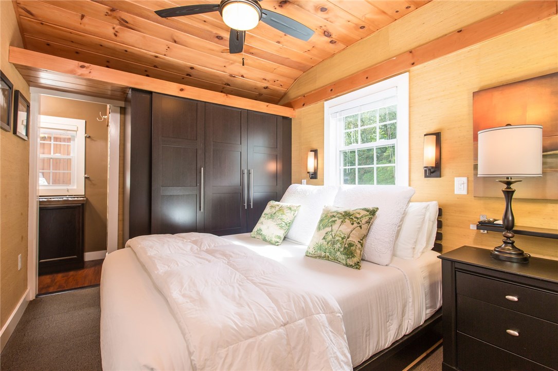 88 Old Post Road, Unit 4 Westerly, RI 02891 - Photo 9 of 21 Master bedroom with Bath