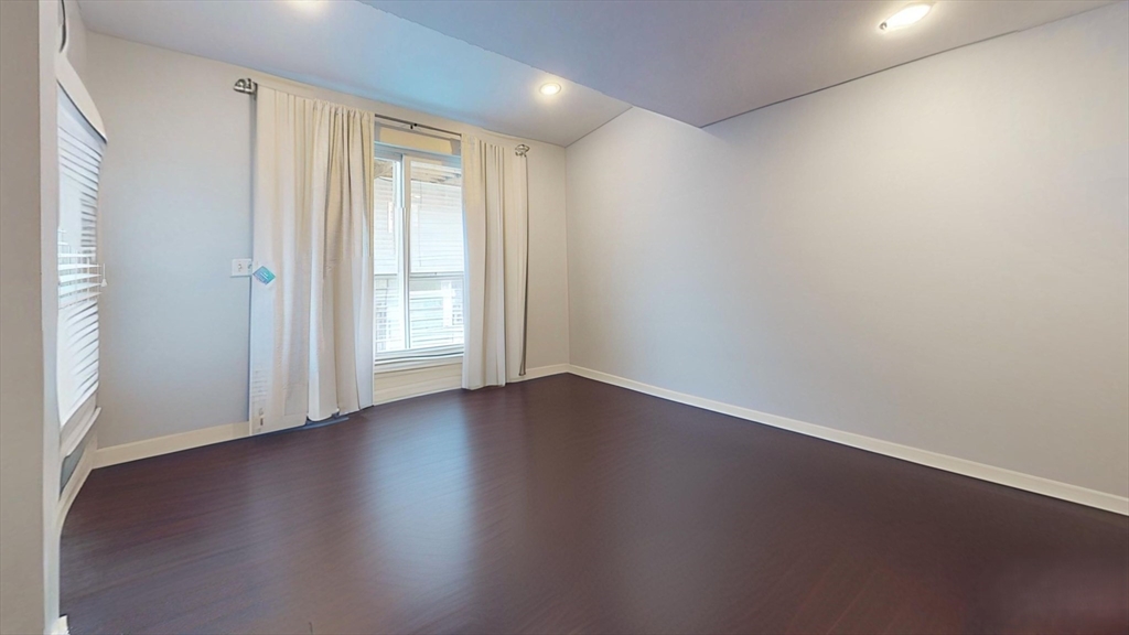 215 Bolton Street Boston, MA 02127 - Photo 8 of 13