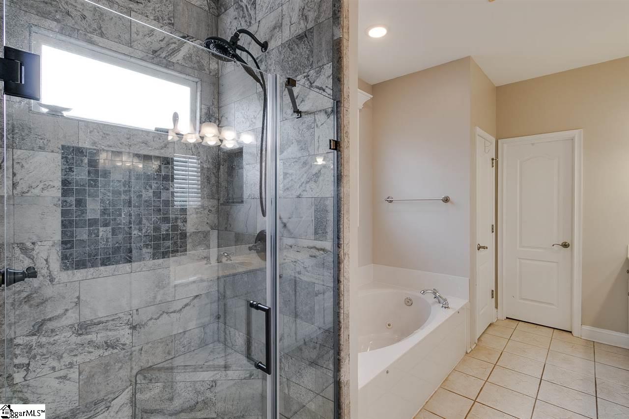 208 Aldgate Way Greer, SC 29650 - Photo 12 of 29 Gallery Image 12