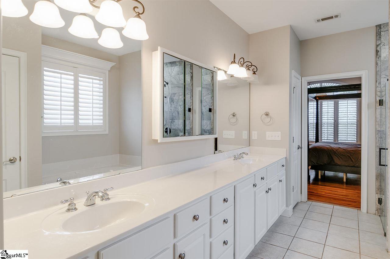 208 Aldgate Way Greer, SC 29650 - Photo 13 of 29 Gallery Image 13