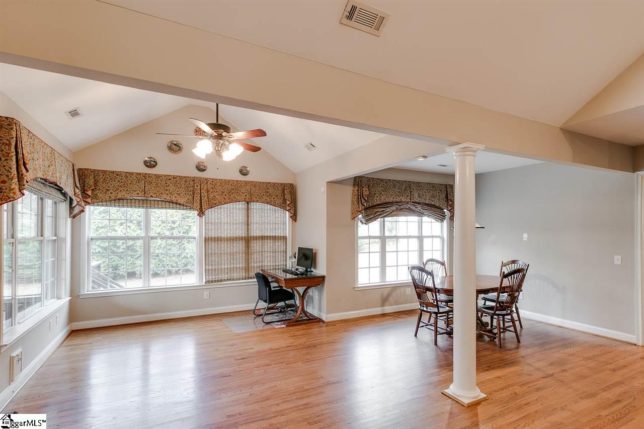 208 Aldgate Way Greer, SC 29650 - Photo 5 of 29 Gallery Image 5