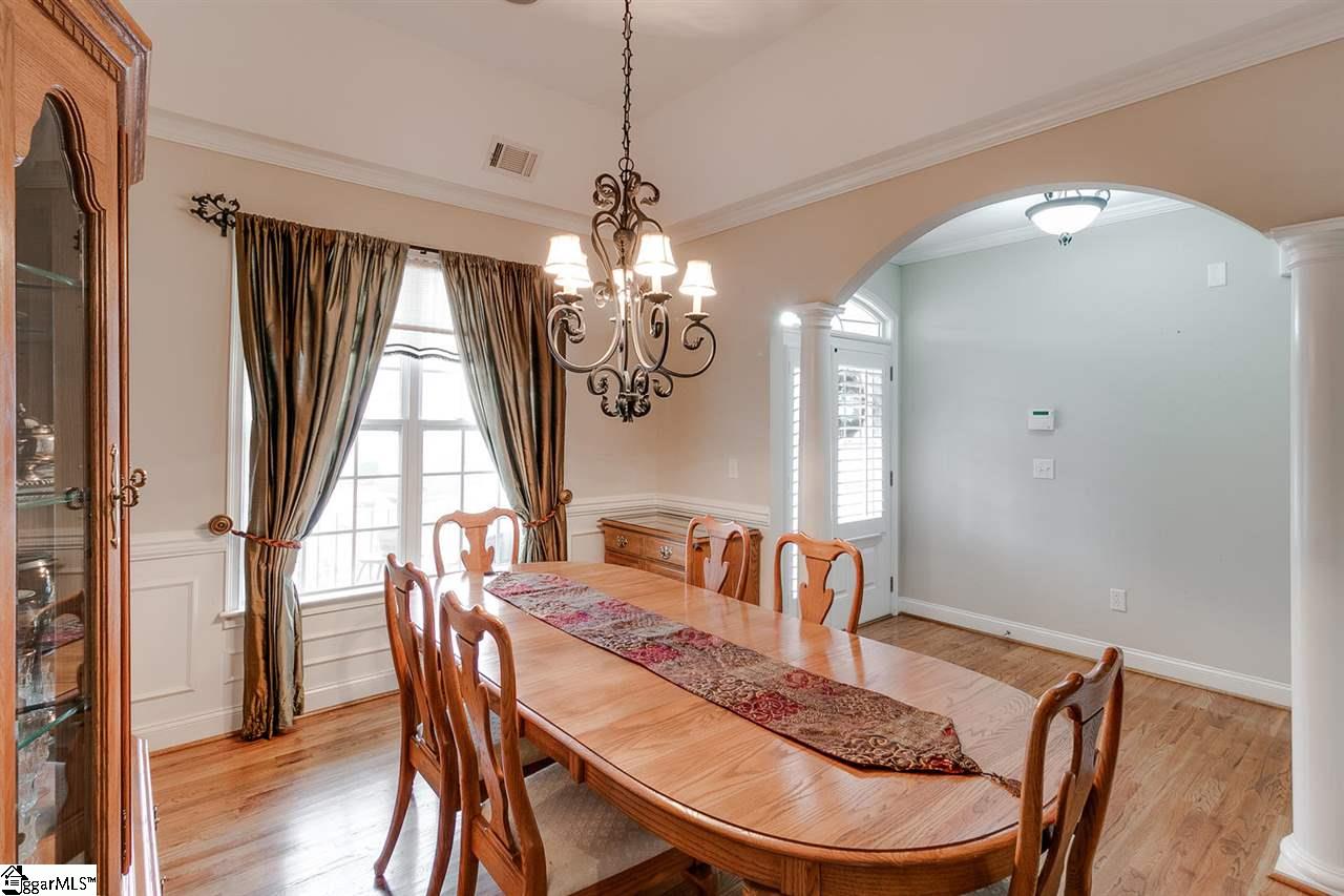 208 Aldgate Way Greer, SC 29650 - Photo 6 of 29 Gallery Image 6
