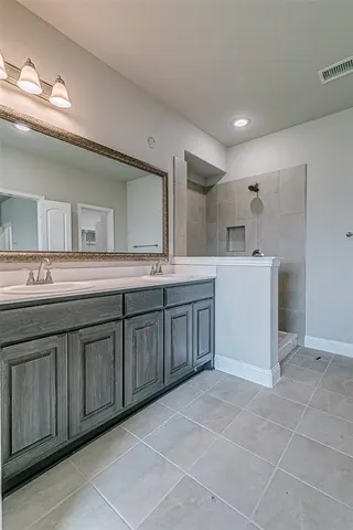 $2,595 | 327 Sweetspire Drive, Royse City, TX 75189