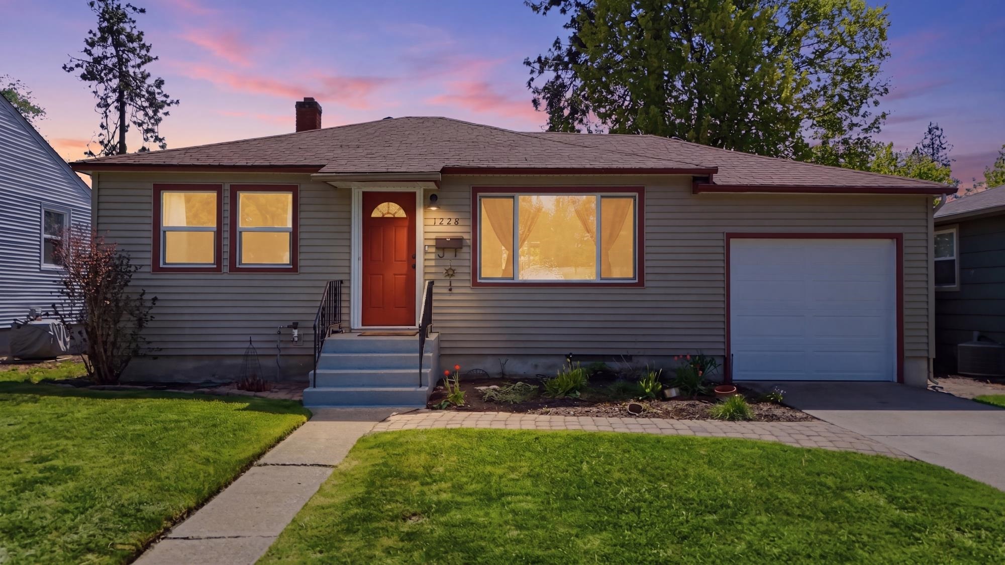 1228 East 40th Avenue Spokane, WA 99203 - Photo 1 of 46