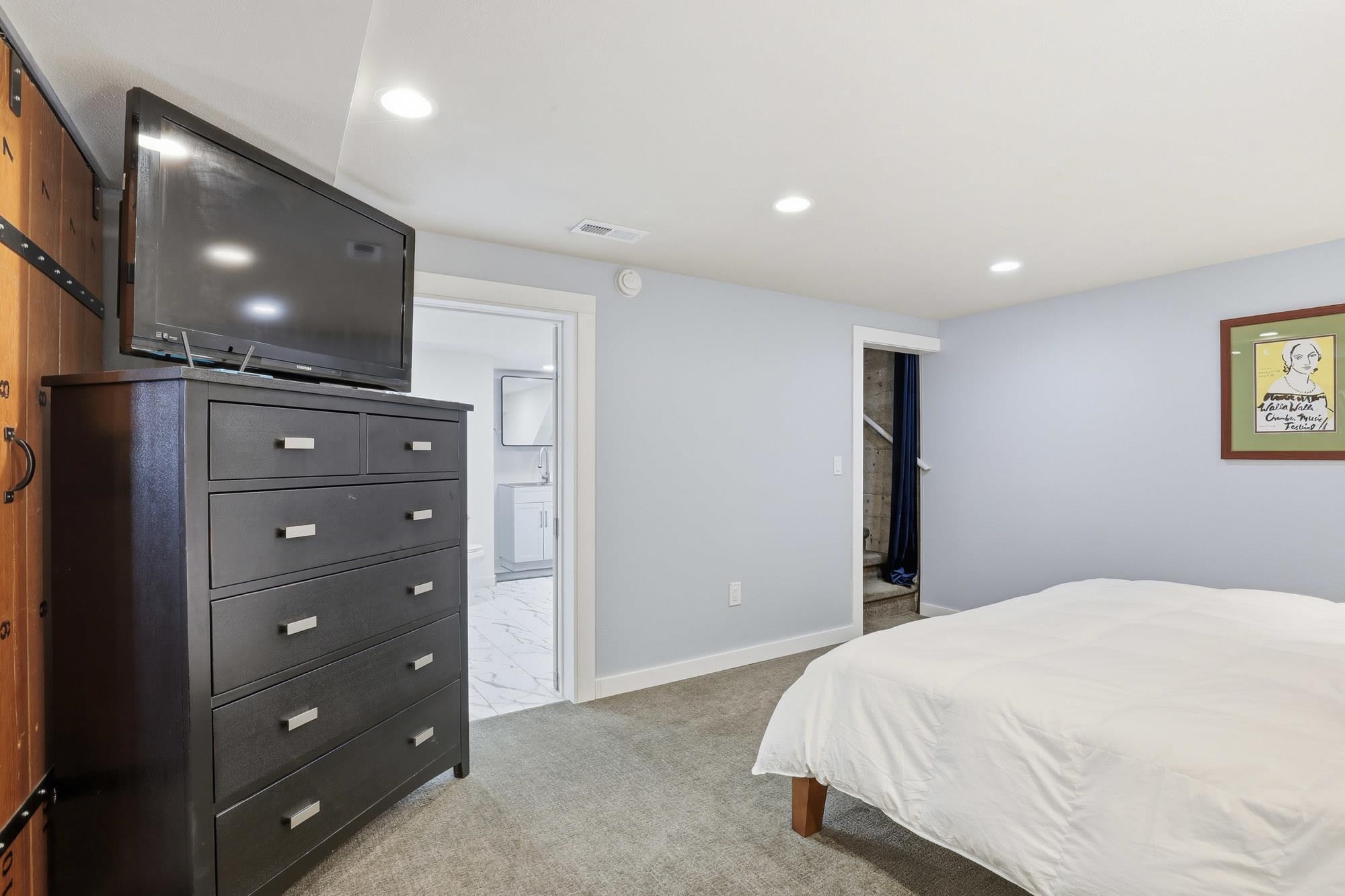 1228 East 40th Avenue Spokane, WA 99203 - Photo 13 of 46