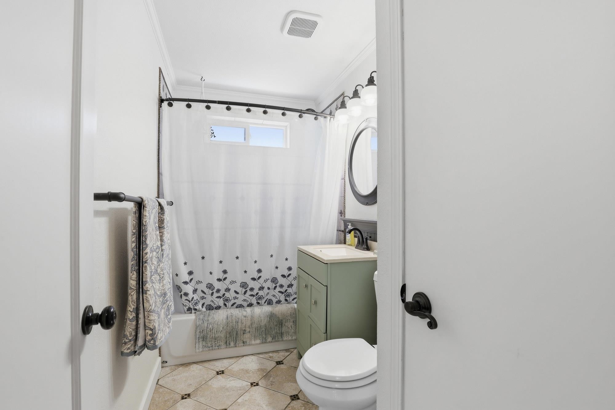 1228 East 40th Avenue Spokane, WA 99203 - Photo 20 of 46
