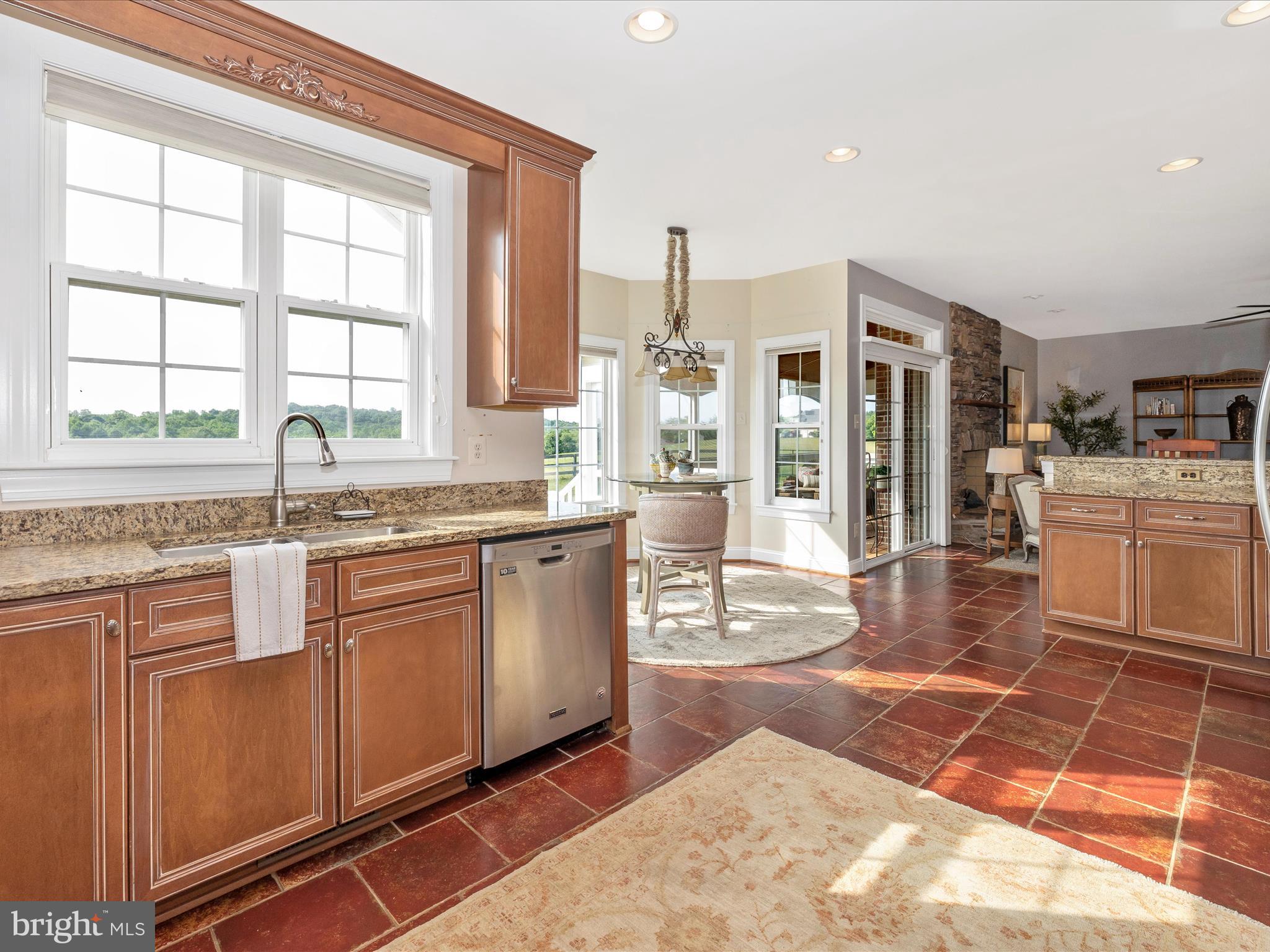 9235 Albaugh Road New Windsor, MD 21776 - Photo 32 of 110 Kitchen