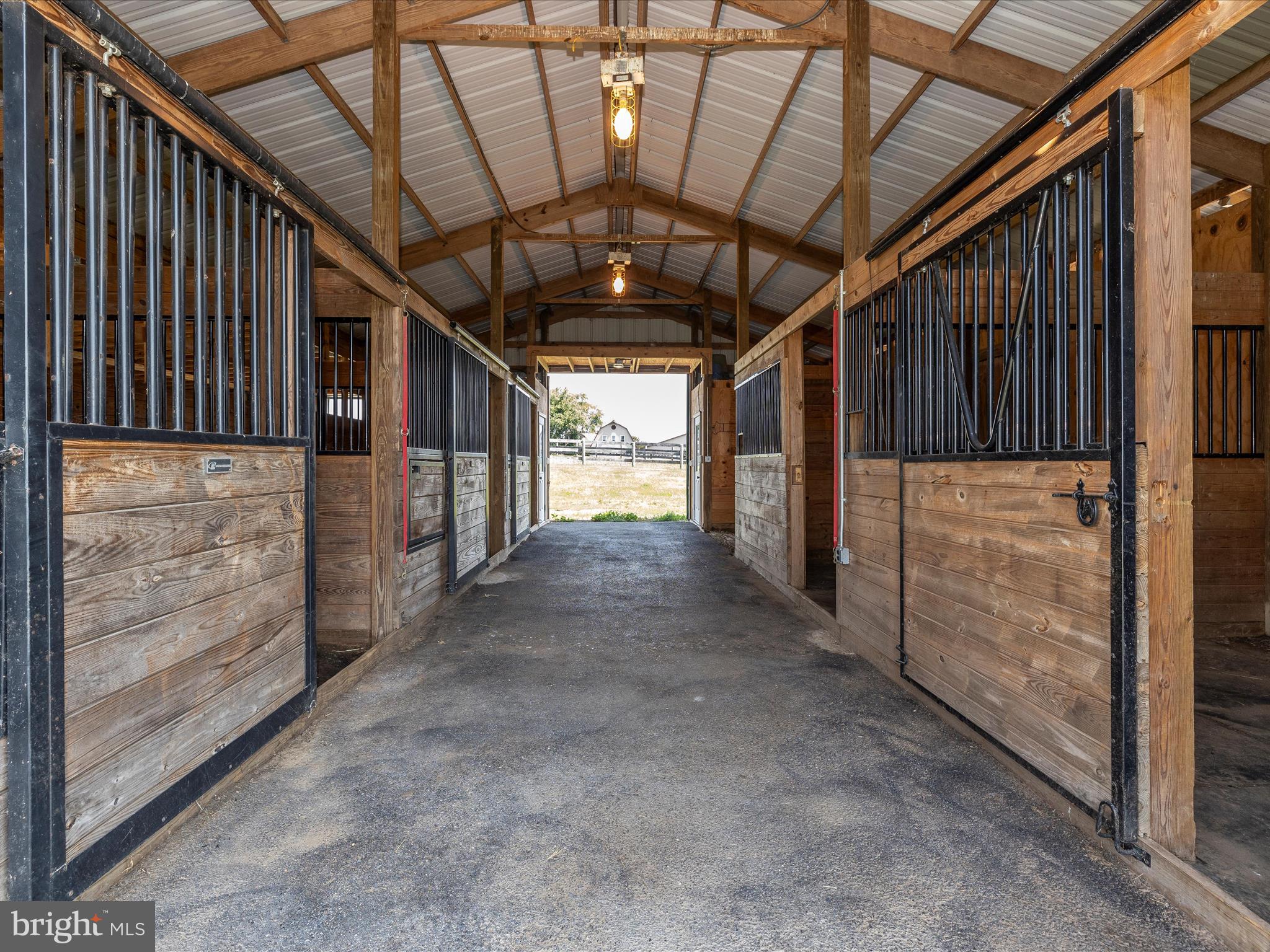 9235 Albaugh Road New Windsor, MD 21776 - Photo 81 of 110 5-Stall Barn