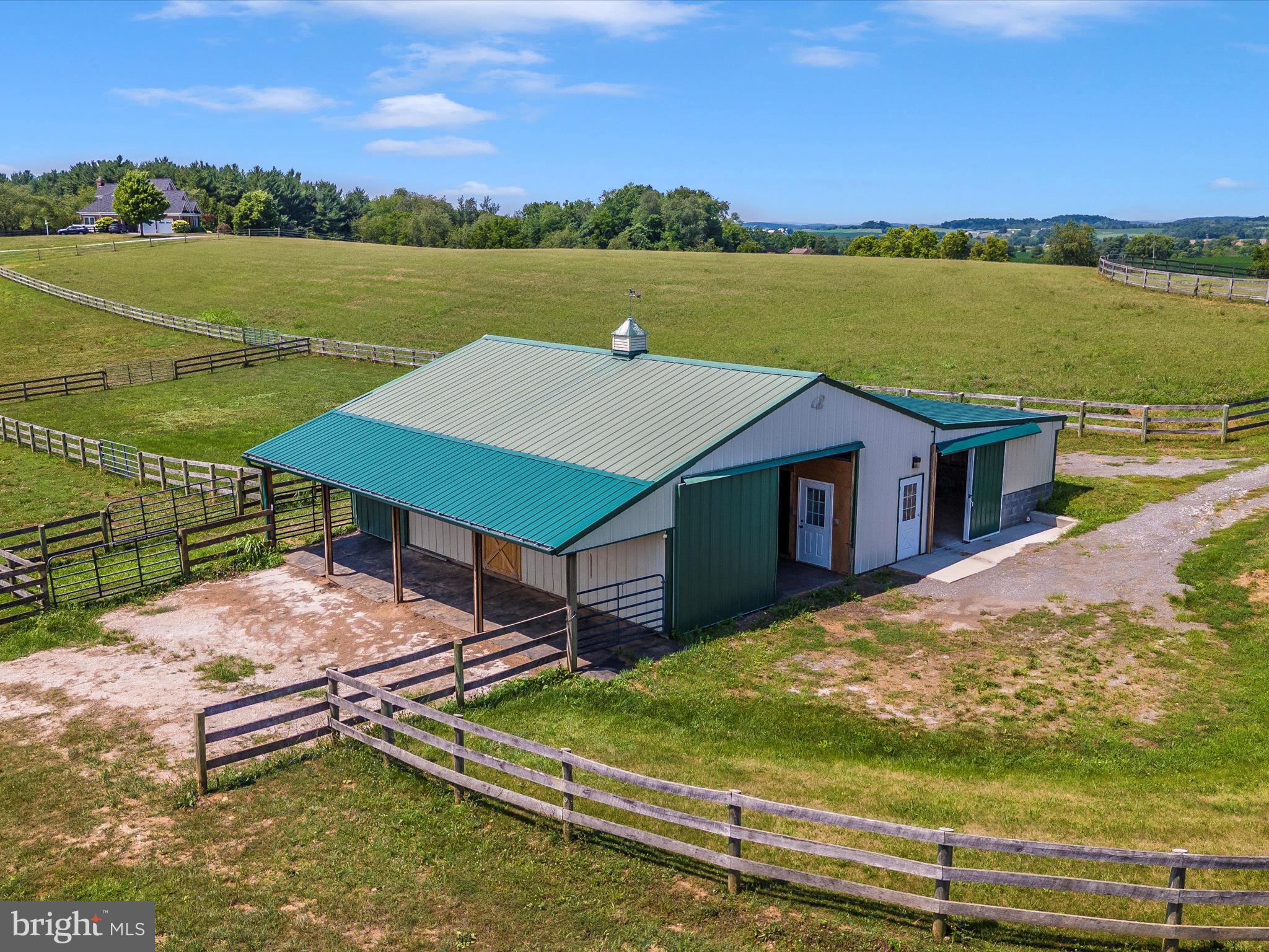 9235 Albaugh Road New Windsor, MD 21776 - Photo 91 of 110 5-Stall Barn