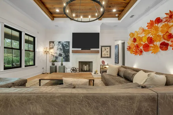 $2,250,000 | 8121 Proctor Road, Tallahassee, FL 32309