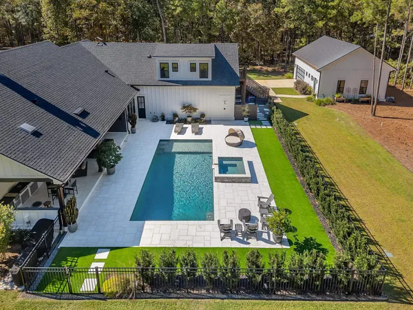 $2,250,000 | 8121 Proctor Road, Tallahassee, FL 32309