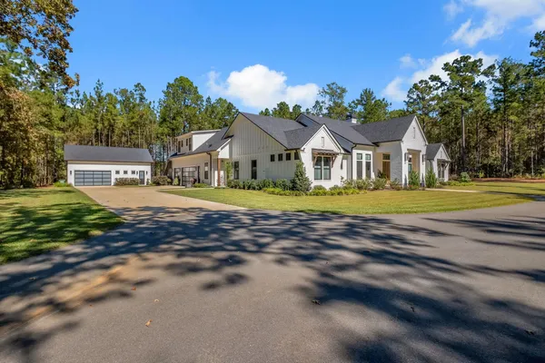 $2,250,000 | 8121 Proctor Road, Tallahassee, FL 32309