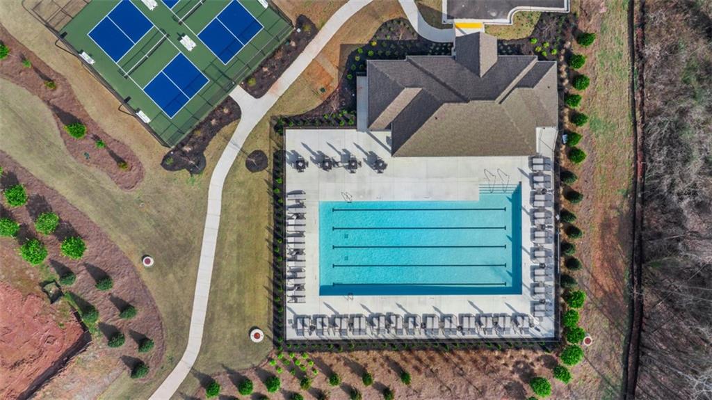 398 Bullock Pass Jefferson, GA 30549 - Photo 42 of 44 a view of entryway with a balcony