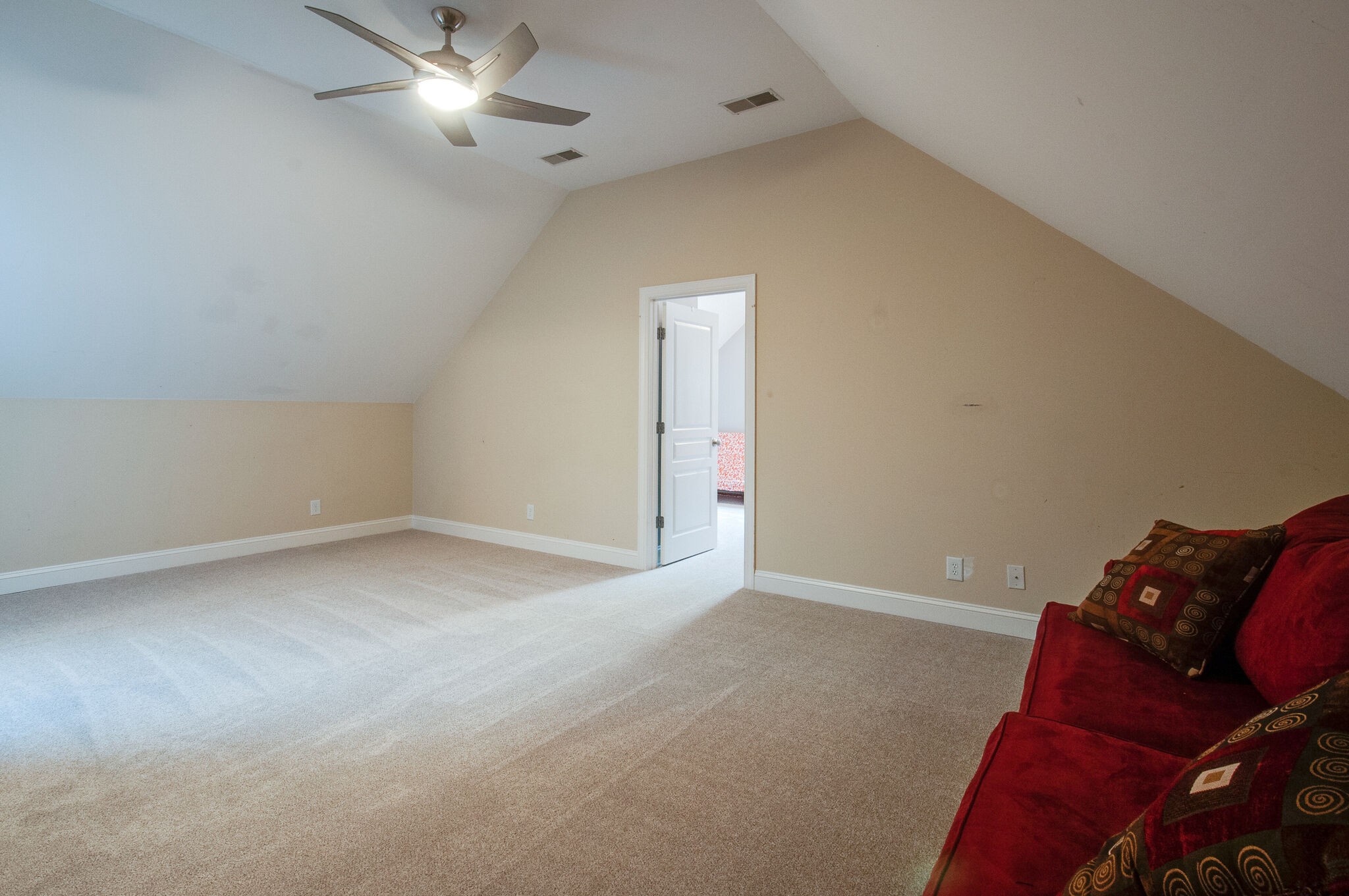 200 Ridgewater Way Mount Juliet, TN 37122 - Photo 26 of 37 an empty room with windows and fan