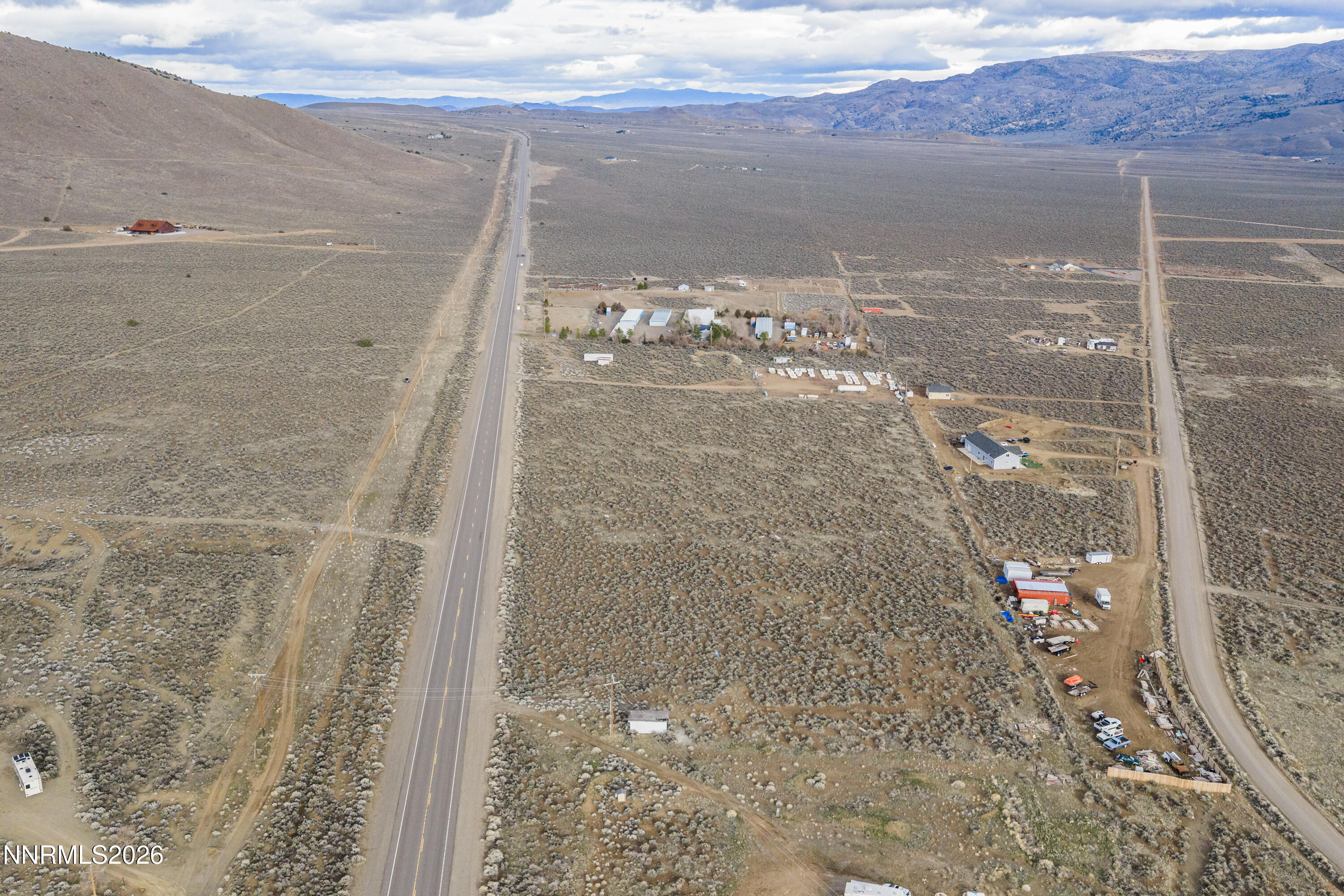 4221 Highway 208 Topaz Ranch Estates, NV 89444 - Photo 13 of 29 a bathroom with a shower