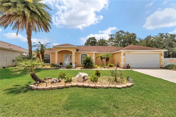 $355,000 | 12439 Northeast 48th Circle, Oxford, FL 34484