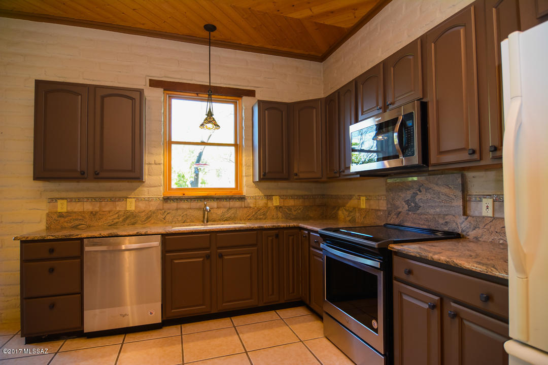 5360 East Edwin Road Tucson, AZ 85739 - Photo 13 of 38 Gallery Image 13