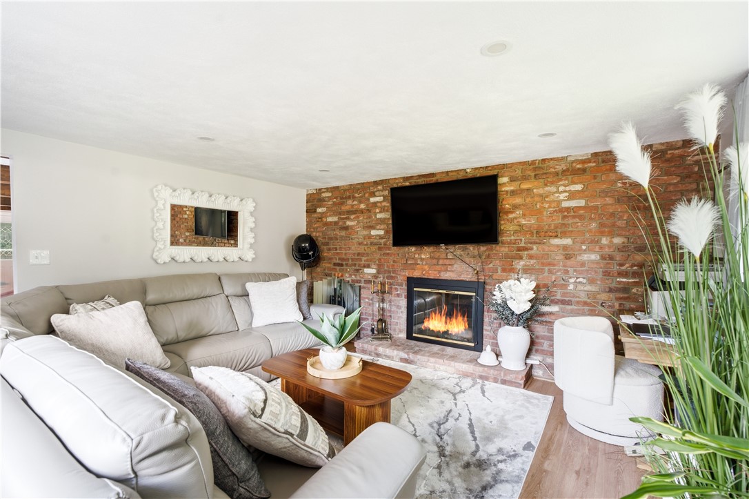 253 Station Street Coventry, RI 02816 - Photo 8 of 48