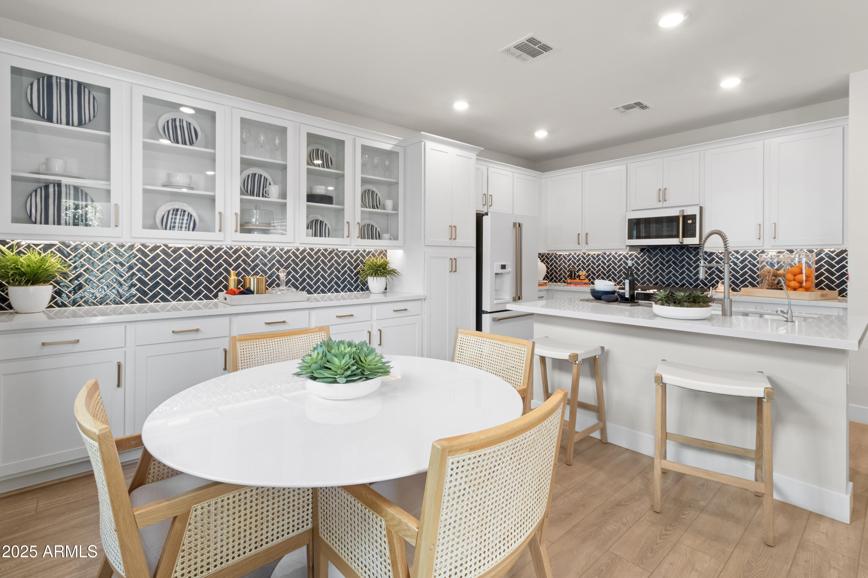 4744 South Element Mesa, AZ 85212 - Photo 4 of 25 IMG_3300