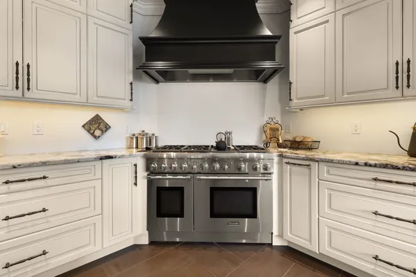 $3,500,000 | 25 Nute Road, Dover, NH 03820