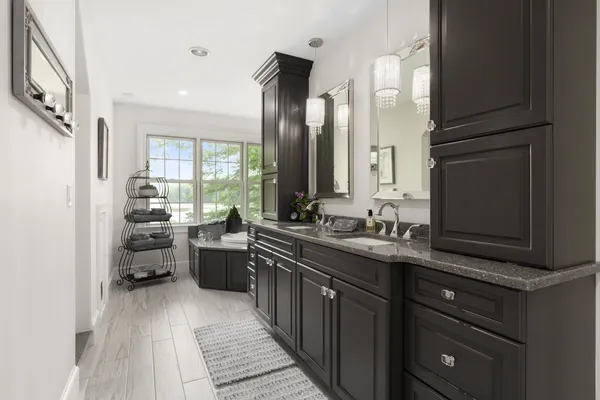 $3,500,000 | 25 Nute Road, Dover, NH 03820