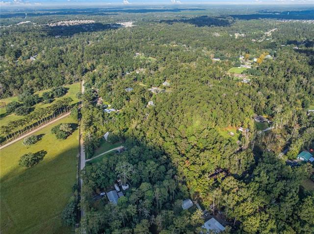 282 Dummyline Road Madisonville, LA 70447 - Photo 5 of 11