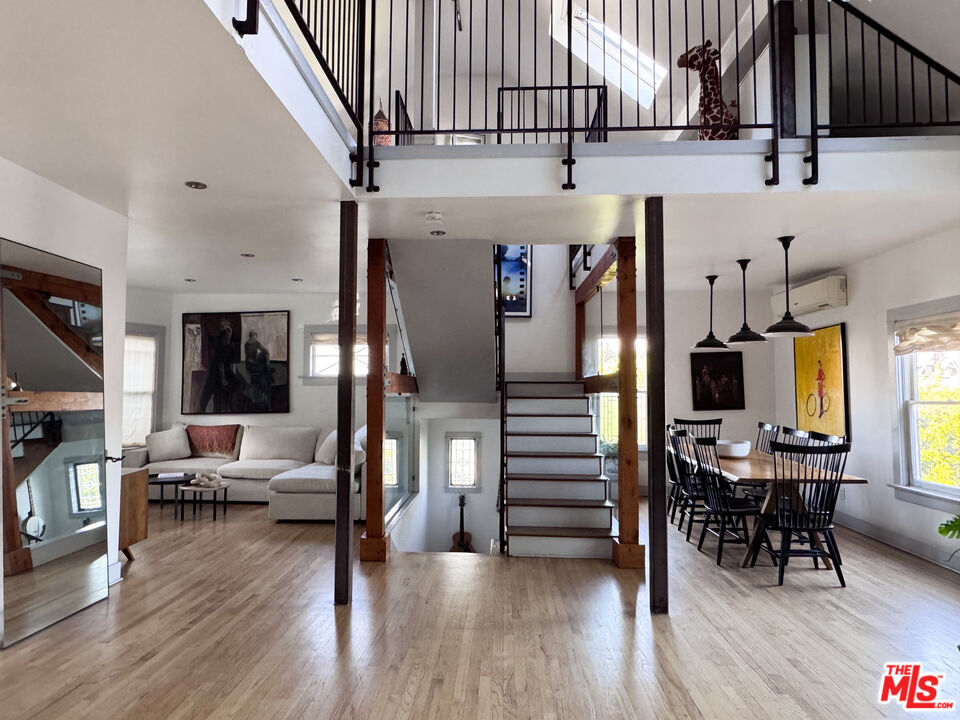 814 East Edgeware Road Los Angeles, CA 90026 - Photo 14 of 32