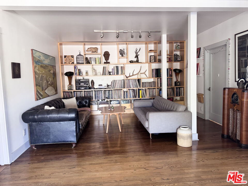 814 East Edgeware Road Los Angeles, CA 90026 - Photo 21 of 32