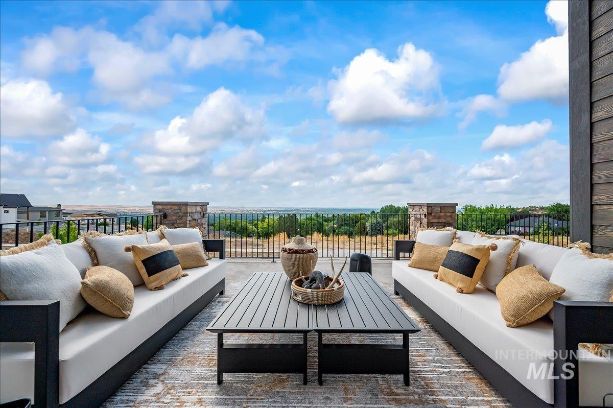 1508 South Trent Point Way Boise, ID 83712 - Photo 2 of 49