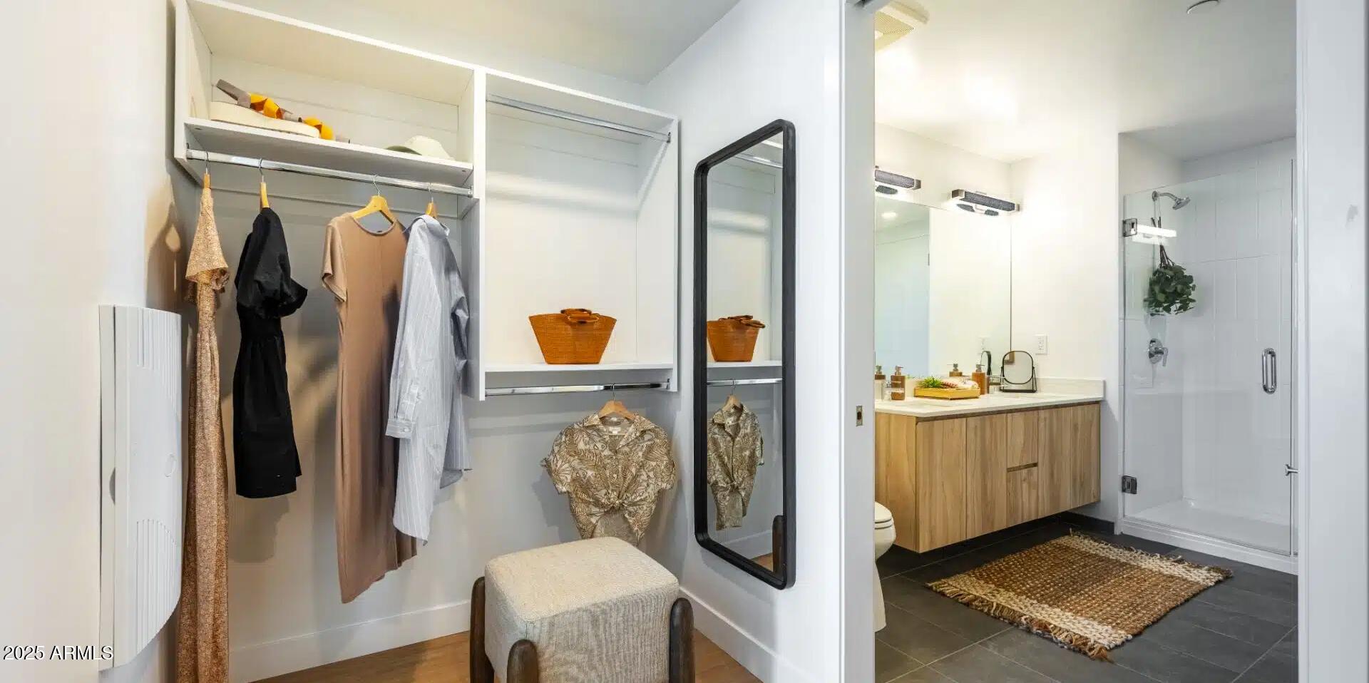 817 North 6th Street, Unit B2 Phoenix, AZ 85004 - Photo 12 of 44 Closet