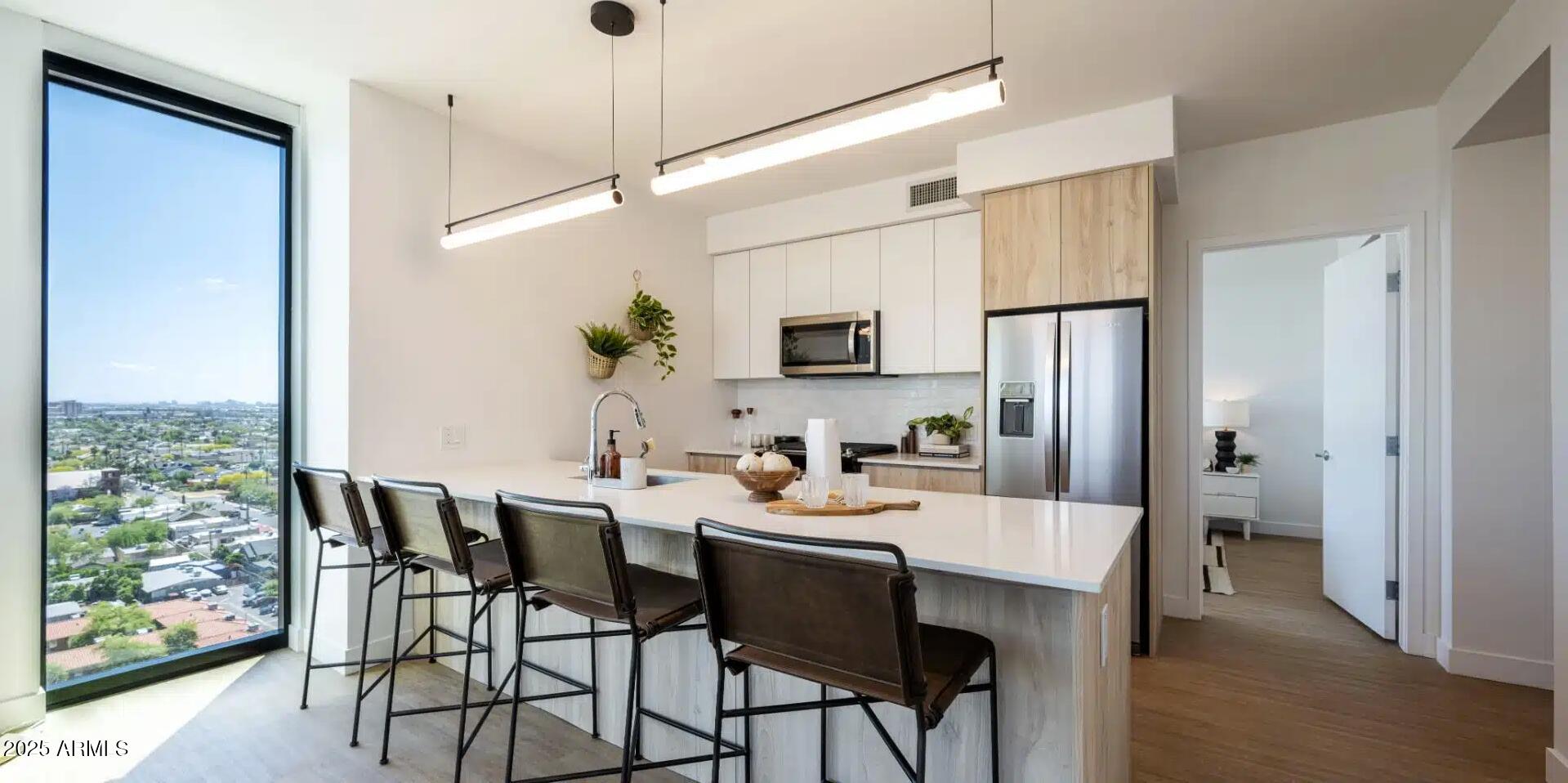 817 North 6th Street, Unit B2 Phoenix, AZ 85004 - Photo 5 of 44 Kitchen 1