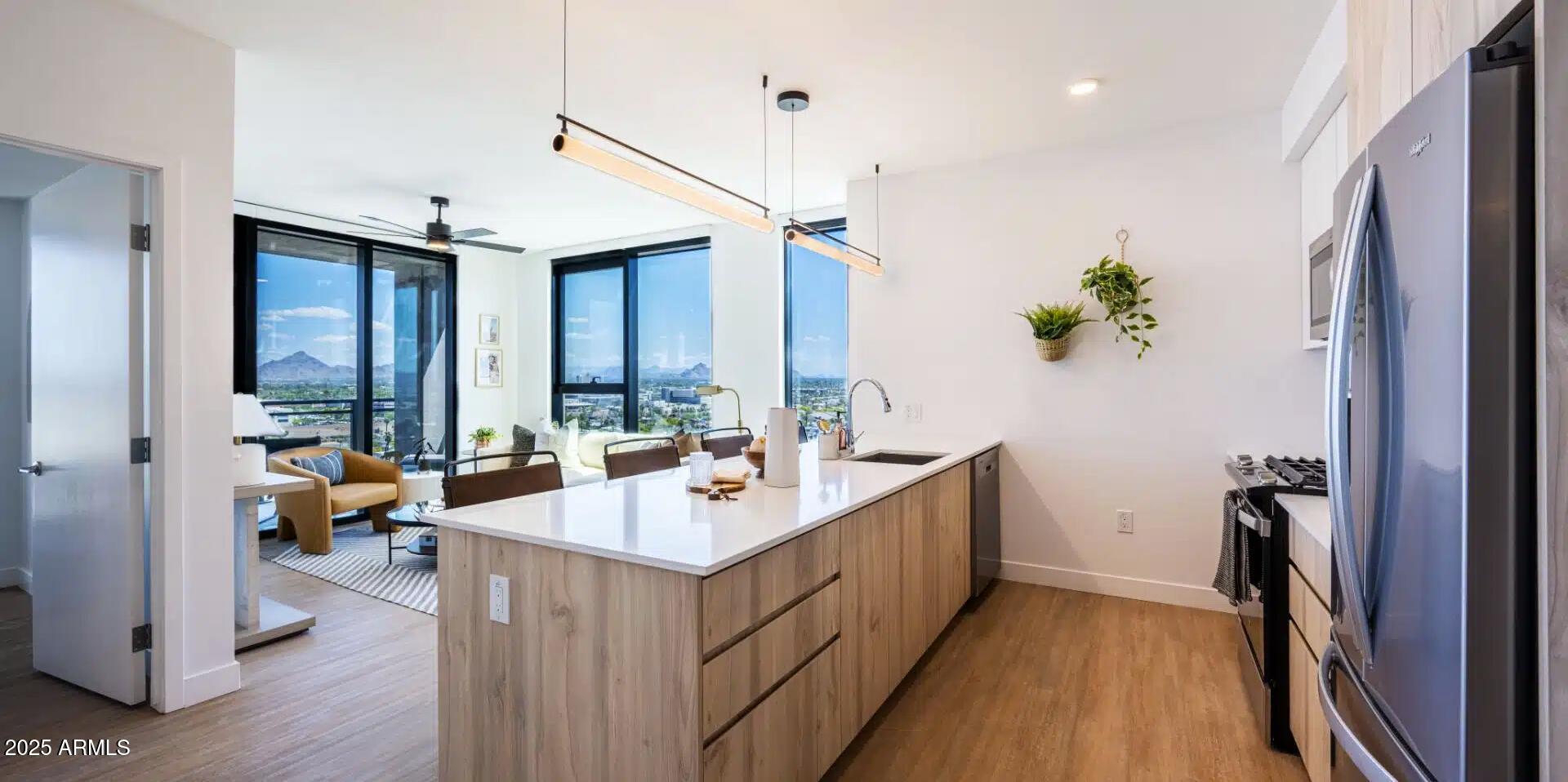 817 North 6th Street, Unit B2 Phoenix, AZ 85004 - Photo 6 of 44 Kitchen 2