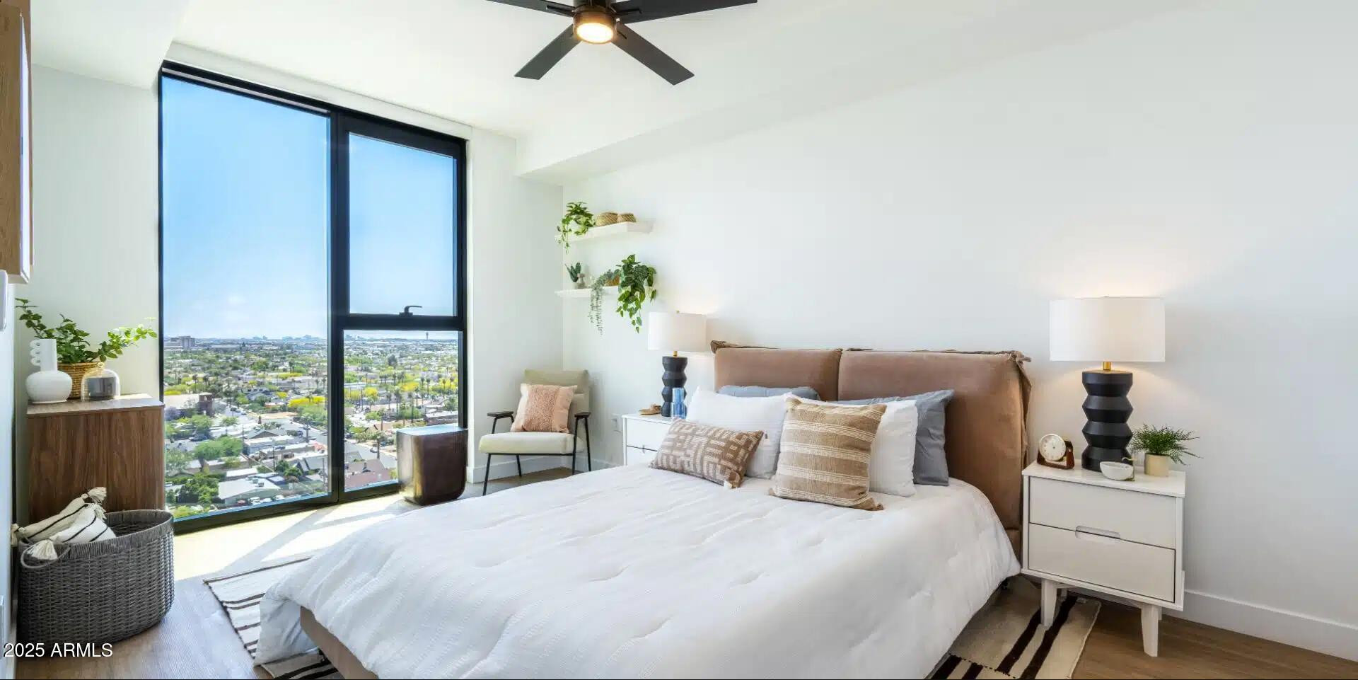 817 North 6th Street, Unit B2 Phoenix, AZ 85004 - Photo 9 of 42 Photo #9