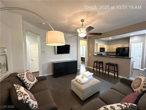 $1,895 | 1033 Fishing Street, Henderson, NV 89011