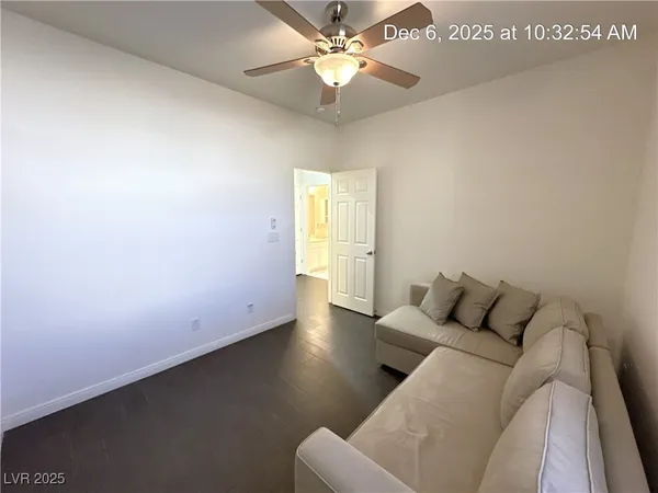 $1,895 | 1033 Fishing Street, Henderson, NV 89011