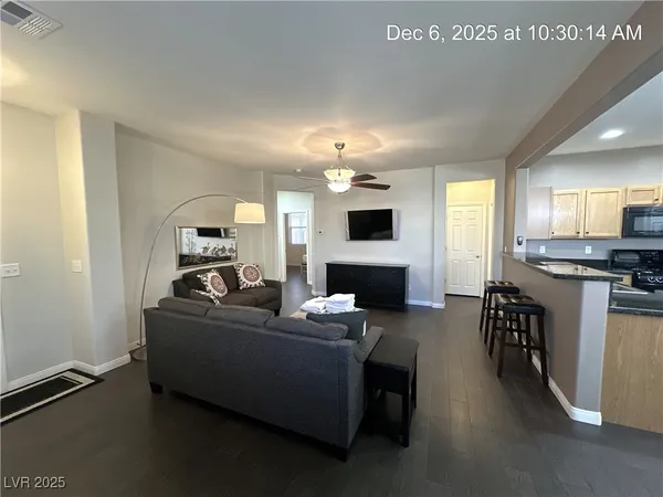 $1,895 | 1033 Fishing Street, Henderson, NV 89011