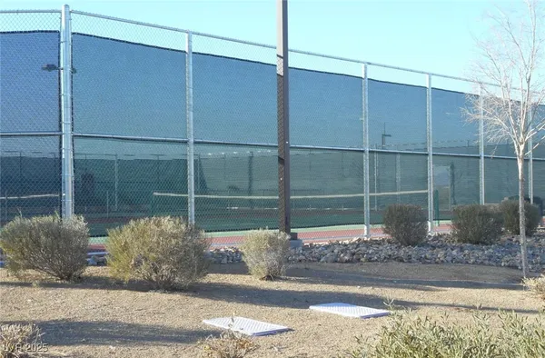 $1,895 | 1033 Fishing Street, Henderson, NV 89011