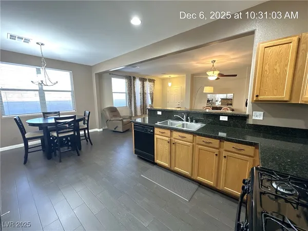 $1,895 | 1033 Fishing Street, Henderson, NV 89011