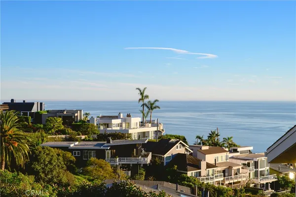 $10,800 | 883 Katella Street, Laguna Beach, CA 92651