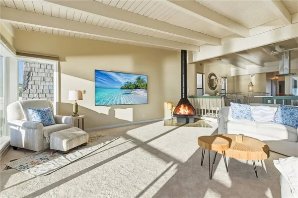 $10,800 | 883 Katella Street, Laguna Beach, CA 92651