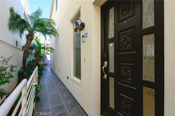 $10,800 | 883 Katella Street, Laguna Beach, CA 92651