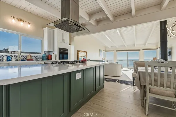 $10,800 | 883 Katella Street, Laguna Beach, CA 92651