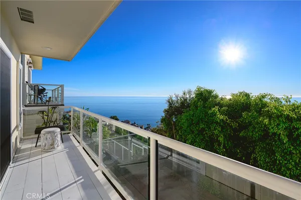 $10,800 | 883 Katella Street, Laguna Beach, CA 92651