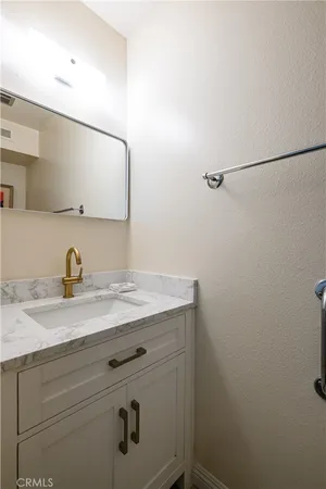 $10,800 | 883 Katella Street, Laguna Beach, CA 92651