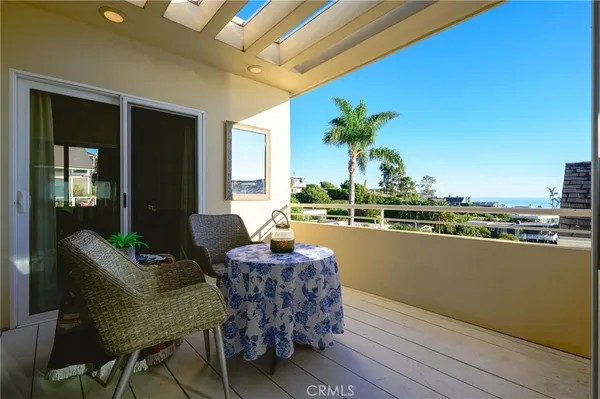 $10,800 | 883 Katella Street, Laguna Beach, CA 92651