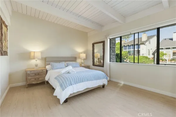 $10,800 | 883 Katella Street, Laguna Beach, CA 92651