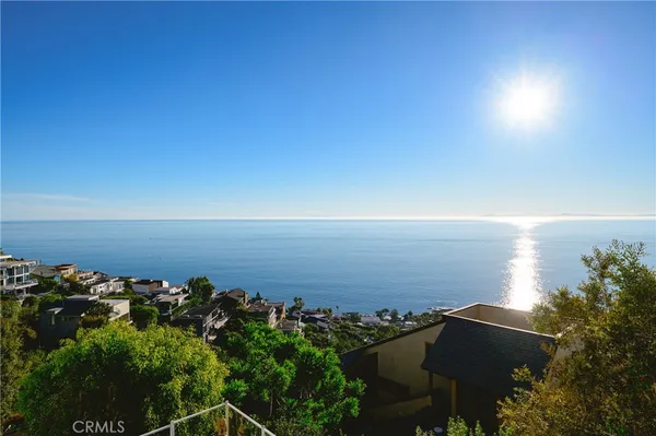 $10,800 | 883 Katella Street, Laguna Beach, CA 92651